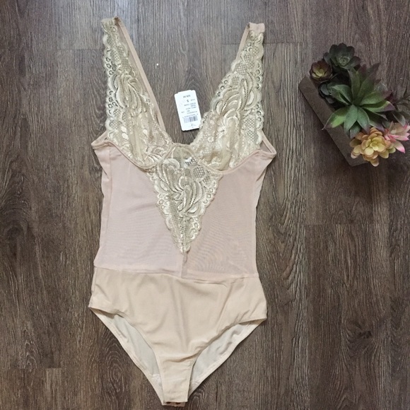 Windsor Tops - NEW Windsor Tan Body Suit Size Small